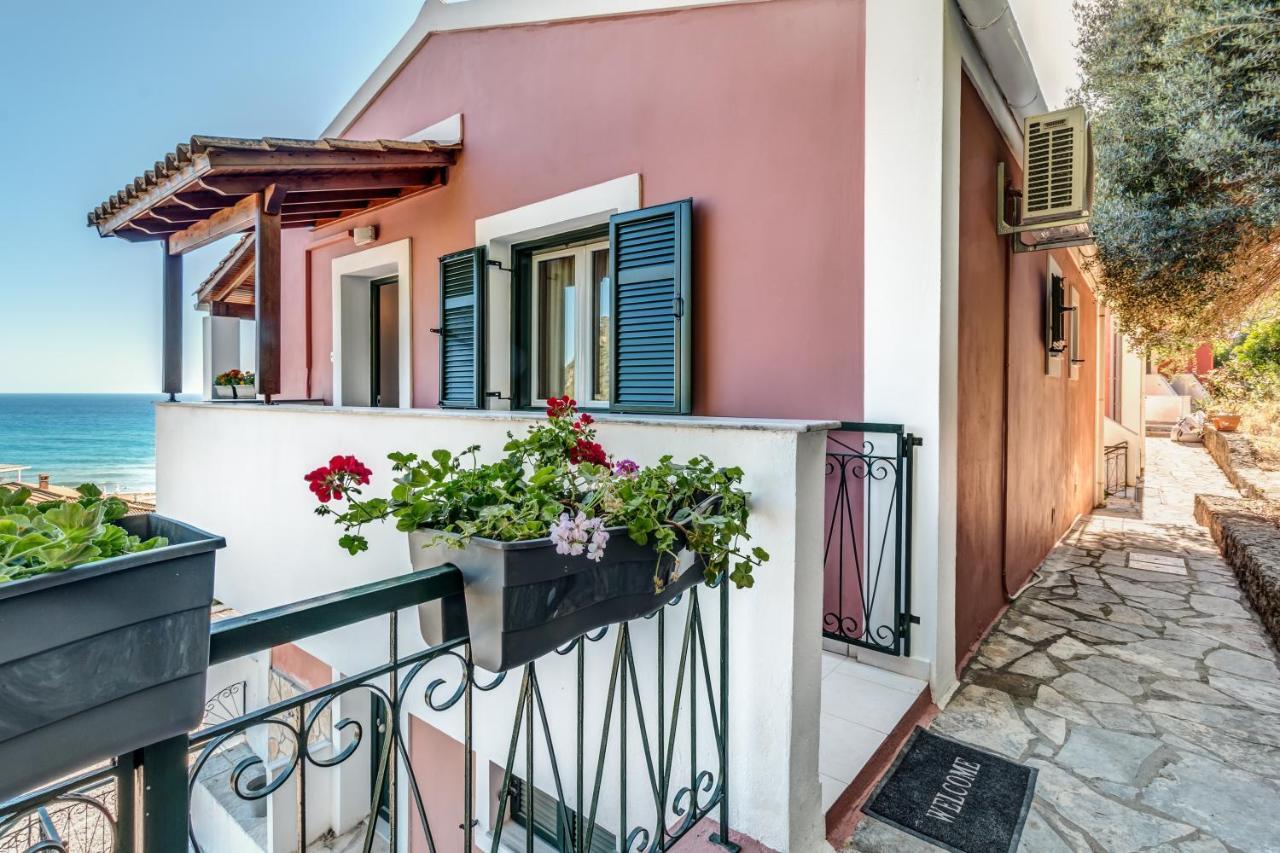 Seablue 137 Corfu Appartement *
