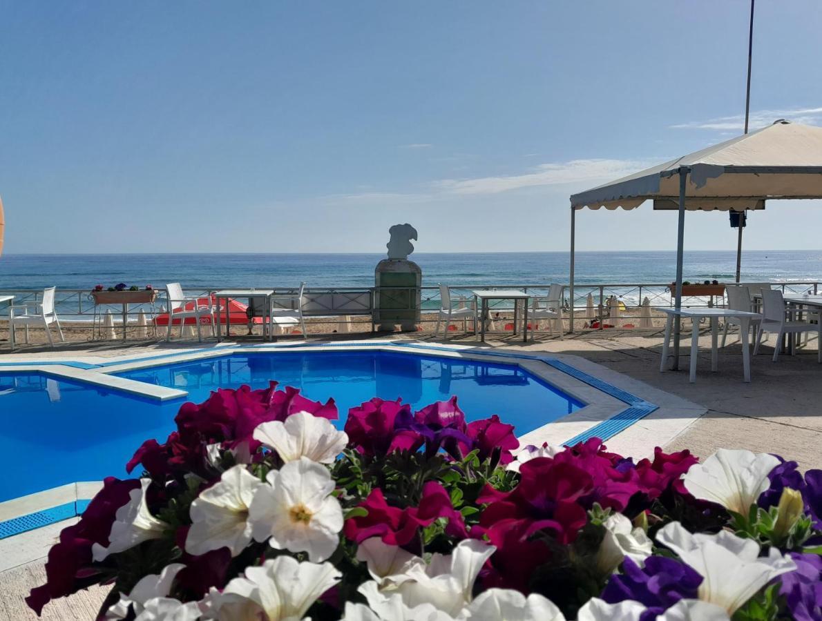 Seablue 137 Corfu Appartement *